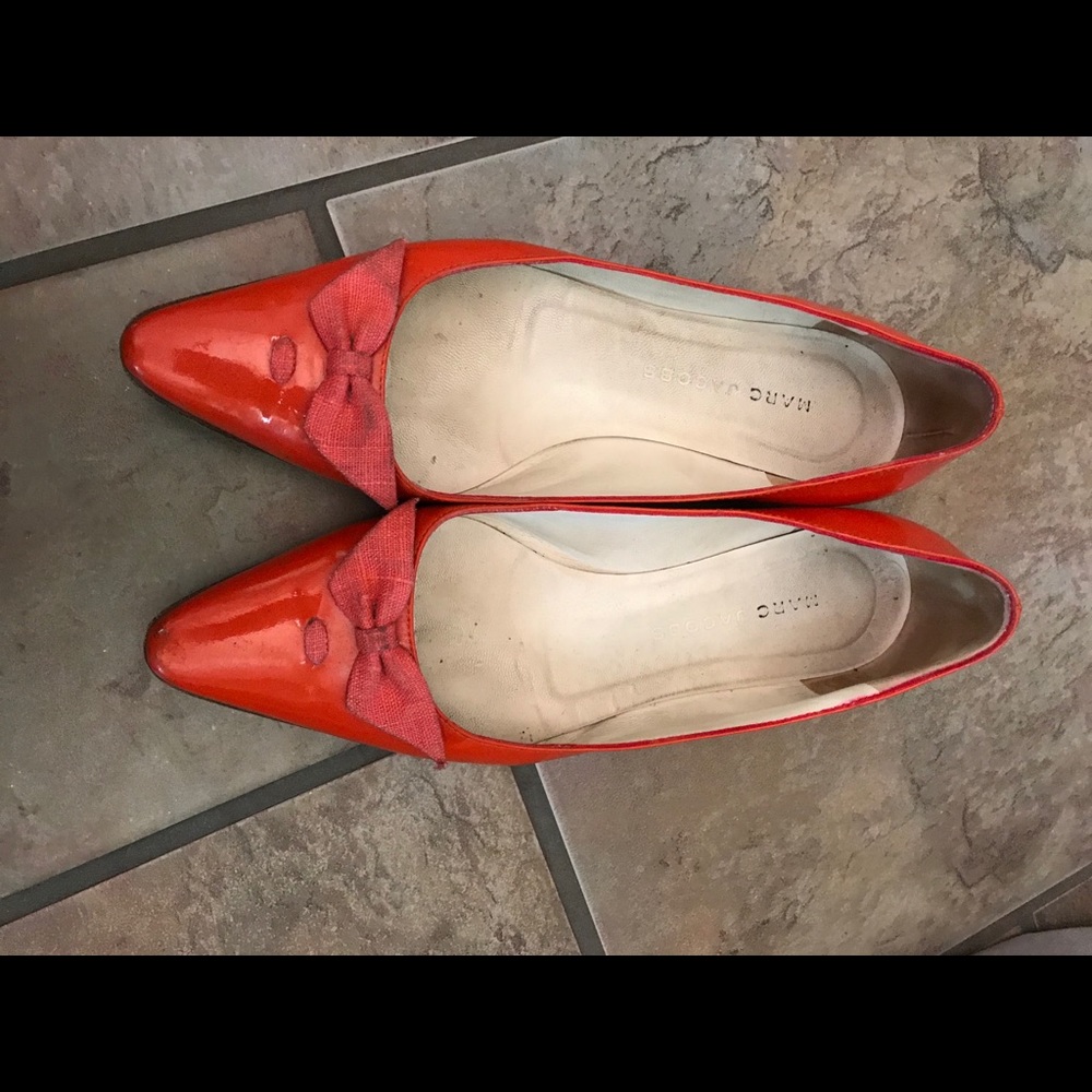 Marc jacobs patent leather pointed flat with cute bow